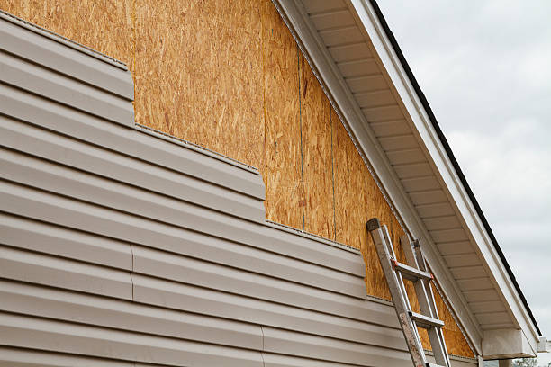 24/7 Emergency Siding Contractor experts in Hendersonville, NC